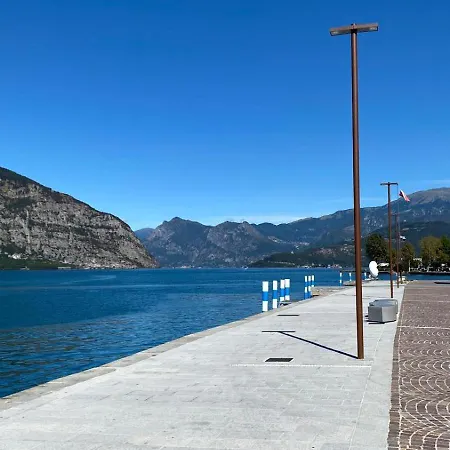 Hotel Armonia Lakefront Boutique - The Only New On And Historic Town Center